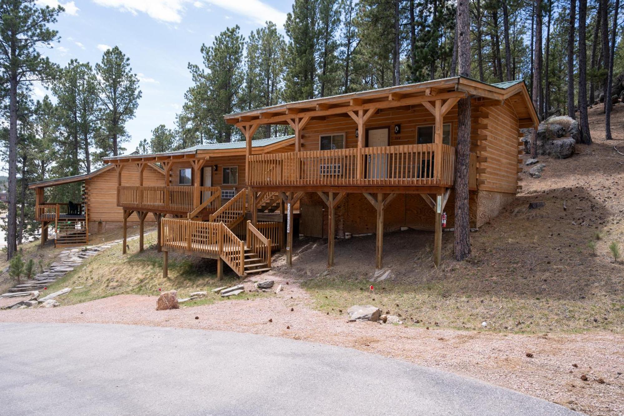 Rock Crest Lodge & Cabins Custer Dış mekan fotoğraf