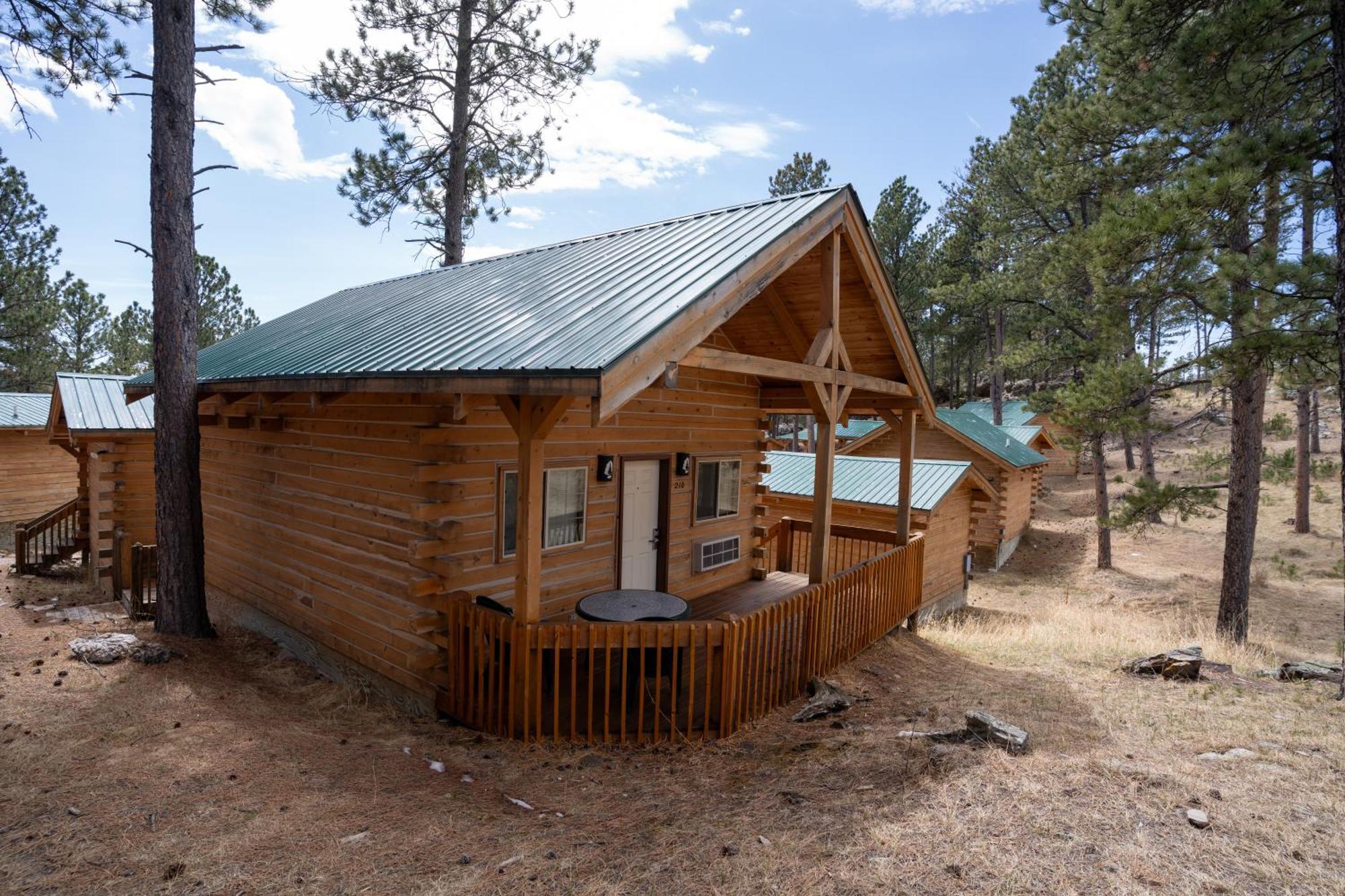 Rock Crest Lodge & Cabins Custer Dış mekan fotoğraf