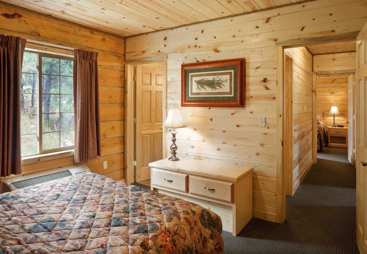 Rock Crest Lodge & Cabins Custer Dış mekan fotoğraf