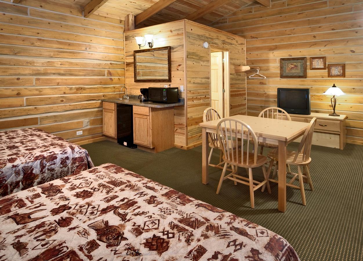 Rock Crest Lodge & Cabins Custer Dış mekan fotoğraf