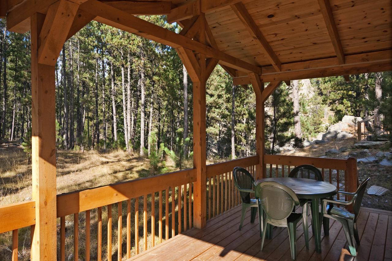 Rock Crest Lodge & Cabins Custer Dış mekan fotoğraf