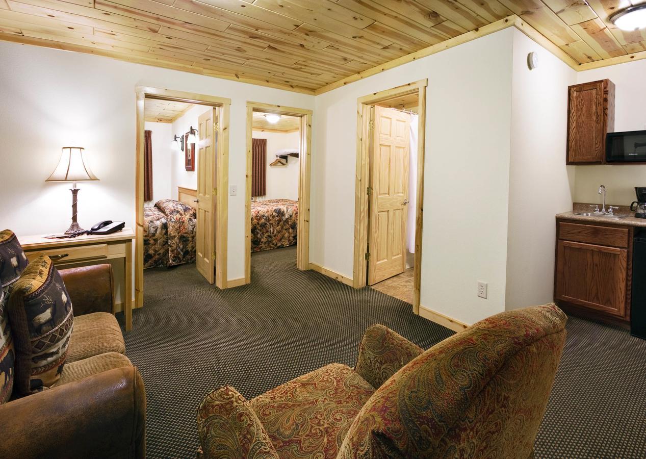 Rock Crest Lodge & Cabins Custer Dış mekan fotoğraf