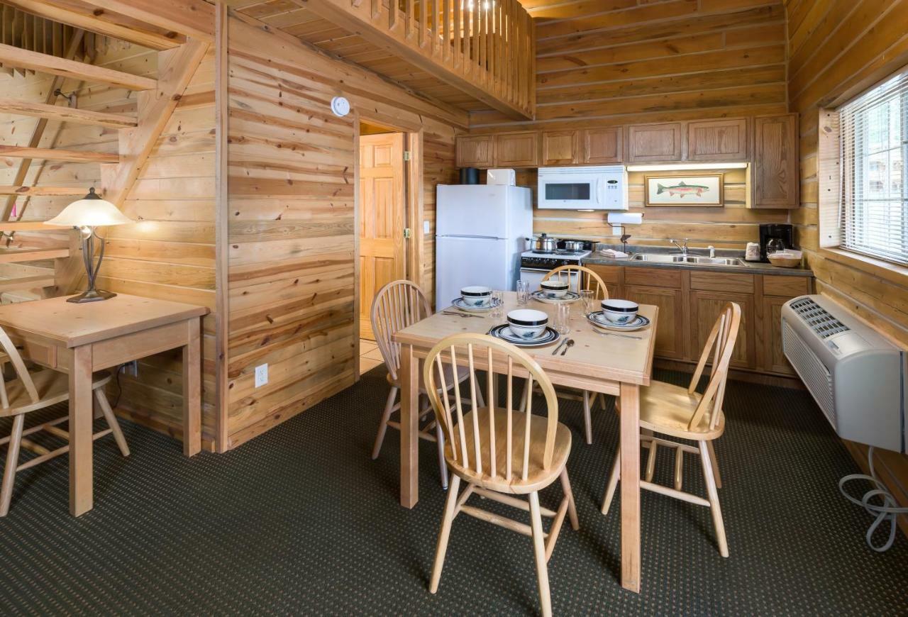 Rock Crest Lodge & Cabins Custer Dış mekan fotoğraf