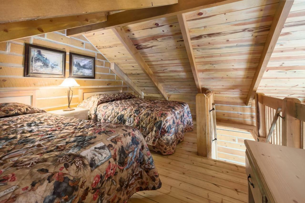 Rock Crest Lodge & Cabins Custer Dış mekan fotoğraf